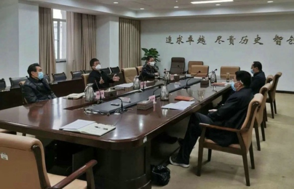 堅(jiān)決貫徹落實(shí)習(xí)近平總書記重要講話精神， 著力做到疫情防控和經(jīng)濟(jì)發(fā)展兩手抓、兩不誤
